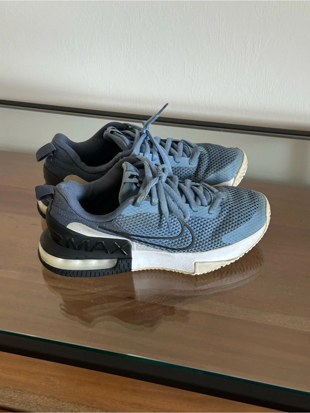 Nike breathable light